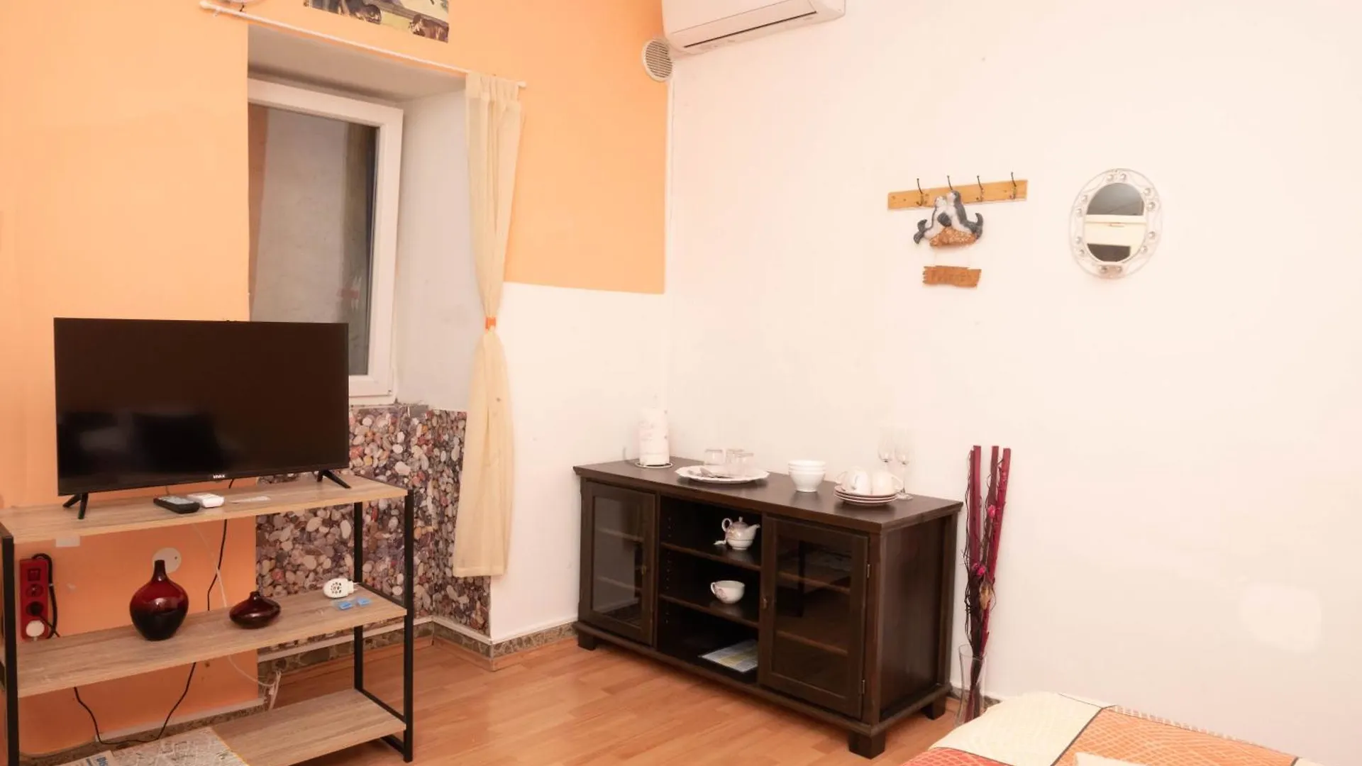 Guest House Ivona Split 3*,