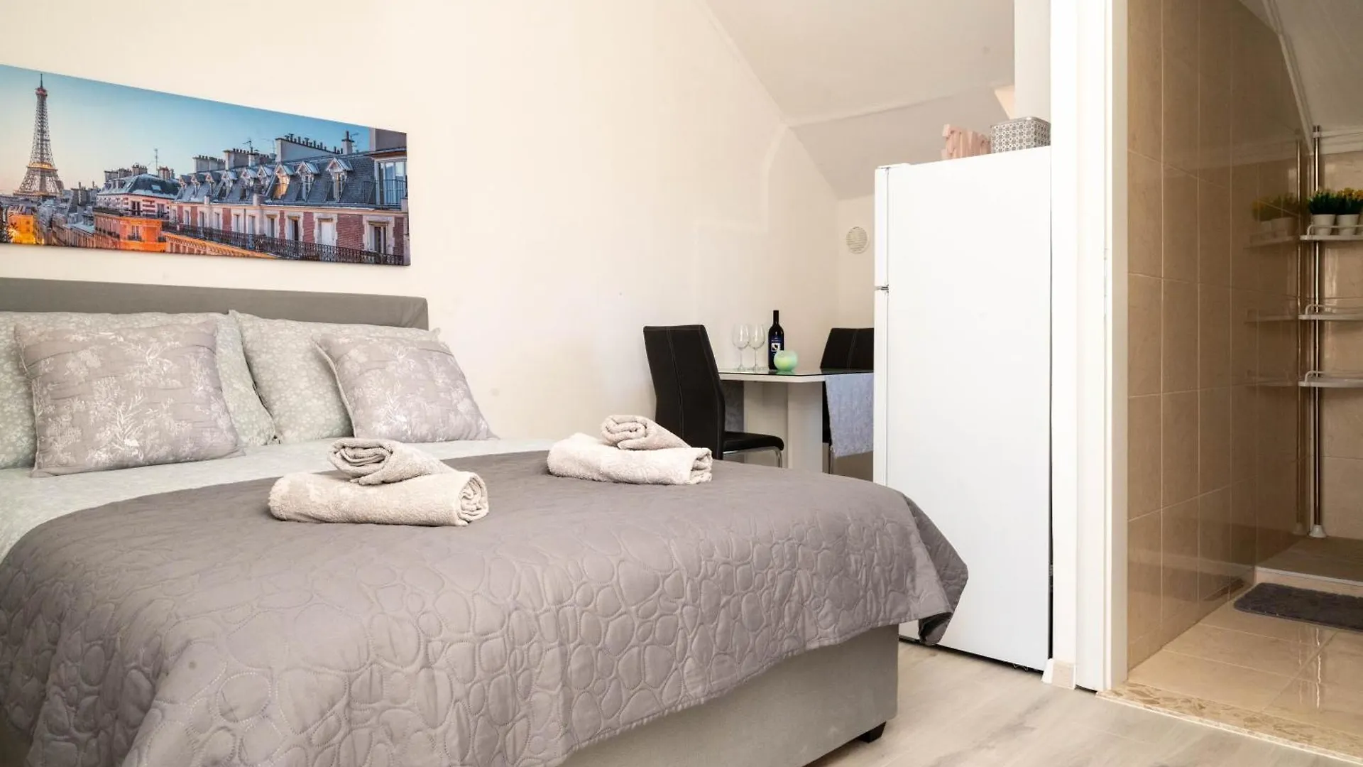Guest House Ivona Split 3*,  Croatia
